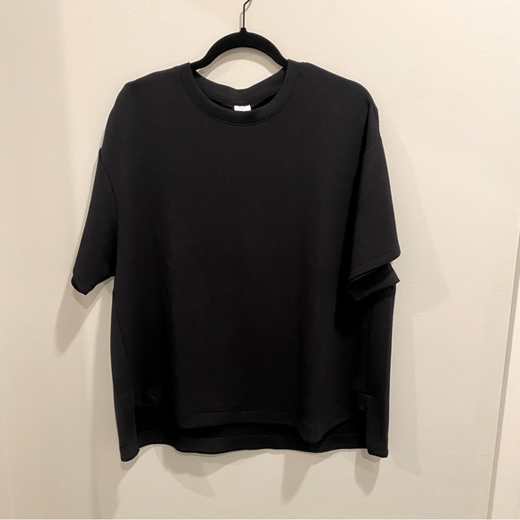 Luxe Scuba Black Tee - Size XL - Picture 4 of 9
